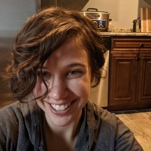 Meet your Posher, Gina